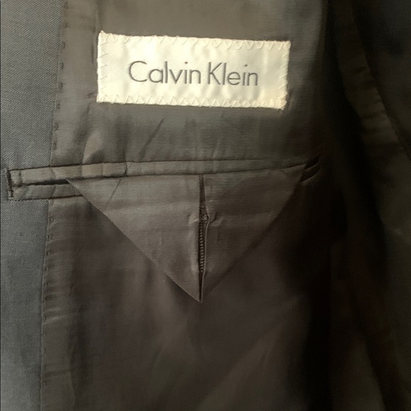 Calvin Klein Black Blazer 100% lightweight Wool 44L. - Picture 2 of 9